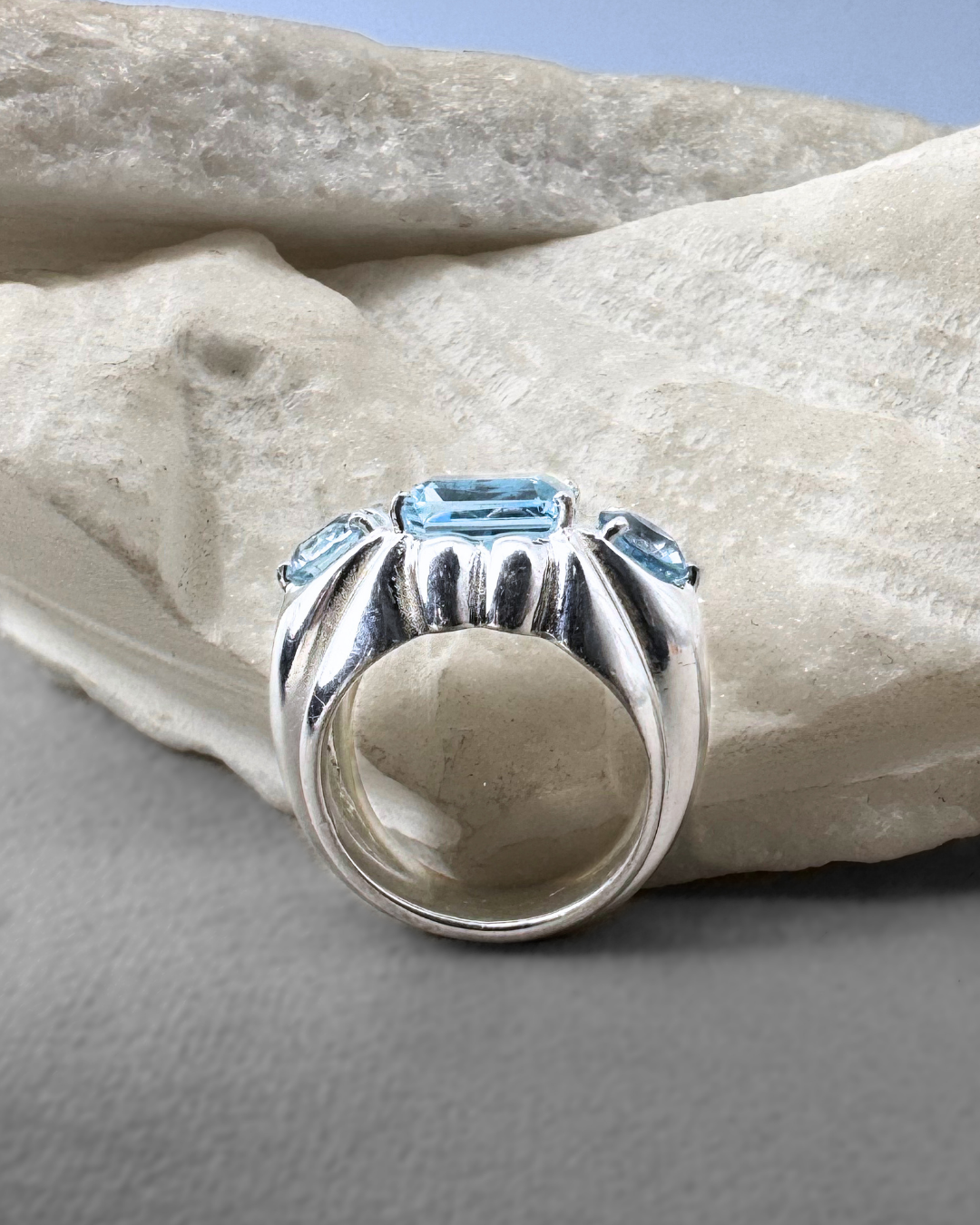 Anello Matricaria - Topazio Blu